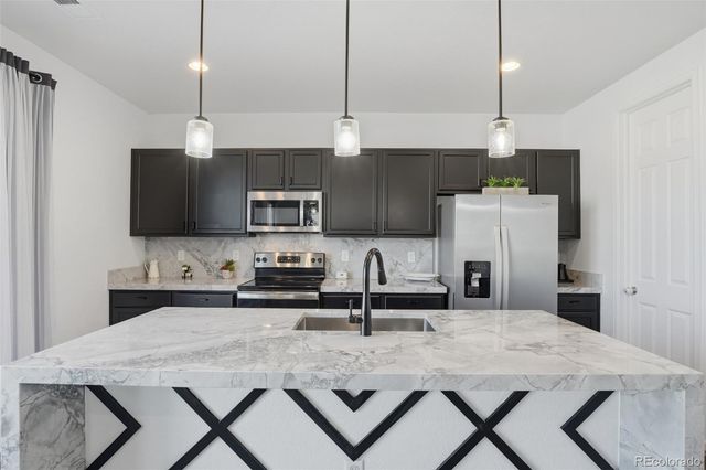 3963 Flat Rock Street, Aurora, CO 80019