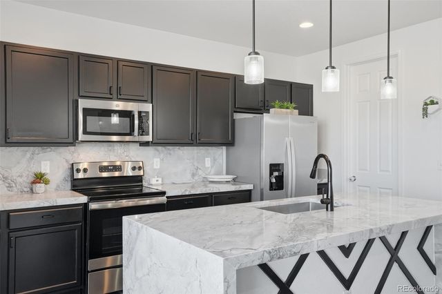 3963 Flat Rock Street, Aurora, CO 80019