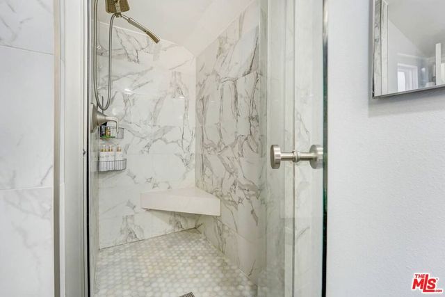 21333 Lassen Street 8B, Los Angeles, CA 91311
