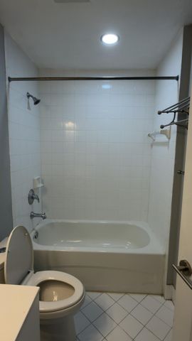 3770 N Jog Road 202, West Palm Beach, FL 33411