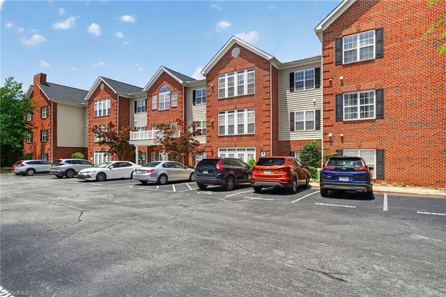 522 College Road 207, Greensboro, NC 27410