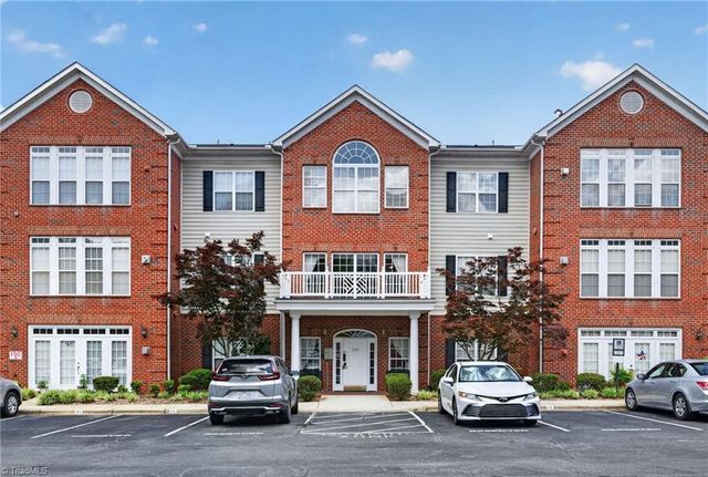 522 College Road 207, Greensboro, NC 27410