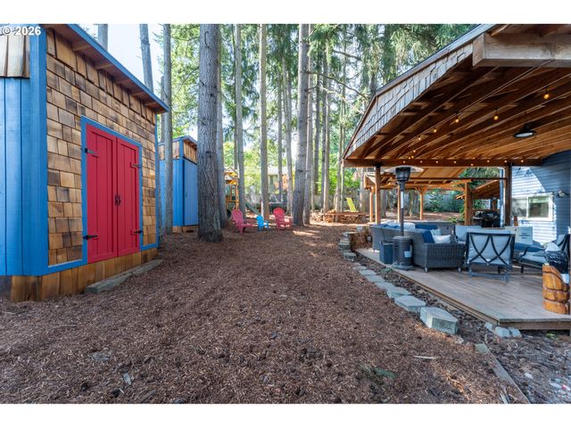 9480 Sw STALLION Ct, Beaverton, OR 97008