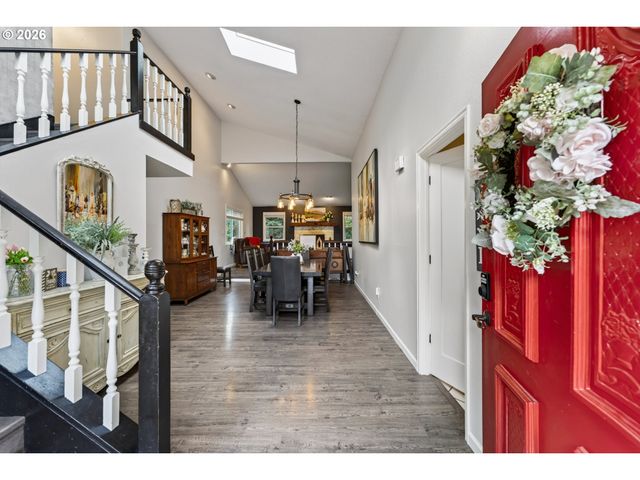 9480 Sw STALLION Ct, Beaverton, OR 97008