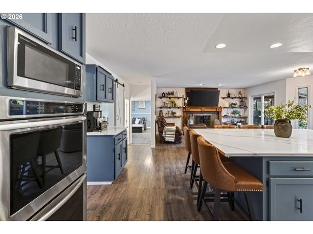 9480 Sw STALLION Ct, Beaverton, OR 97008