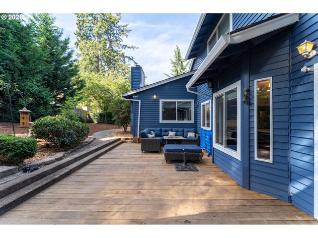 9480 Sw STALLION Ct, Beaverton, OR 97008