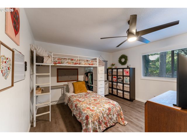 9480 Sw STALLION Ct, Beaverton, OR 97008
