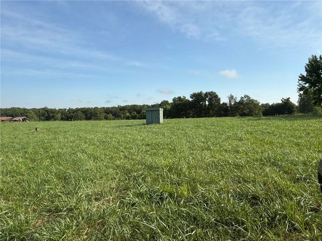 15117 Phelps Road, Siloam Springs, AR 72761