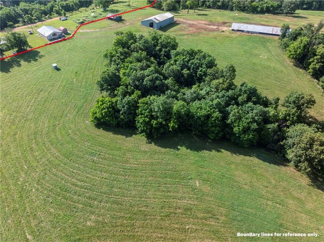 15117 Phelps Road, Siloam Springs, AR 72761