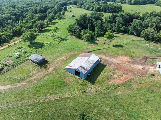 15117 Phelps Road, Siloam Springs, AR 72761