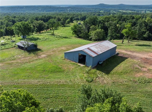 15117 Phelps Road, Siloam Springs, AR 72761