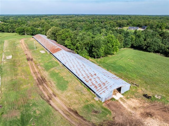 15117 Phelps Road, Siloam Springs, AR 72761