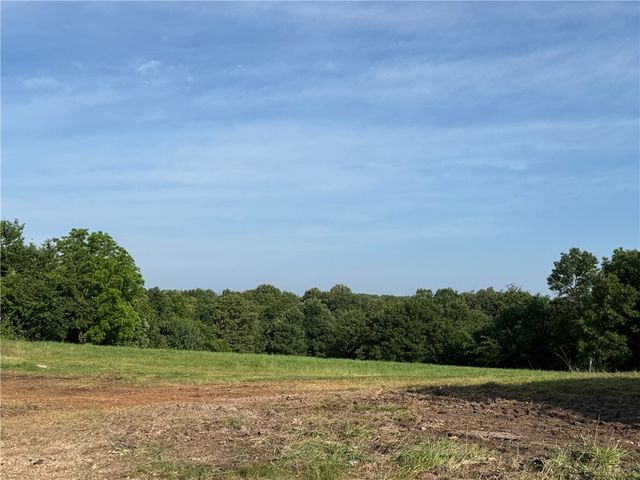 15117 Phelps Road, Siloam Springs, AR 72761
