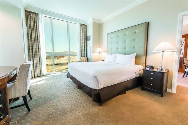 135 East Harmon Avenue 3520, Las Vegas, NV 89109