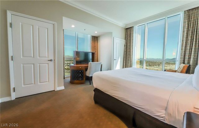 135 East Harmon Avenue 3520, Las Vegas, NV 89109