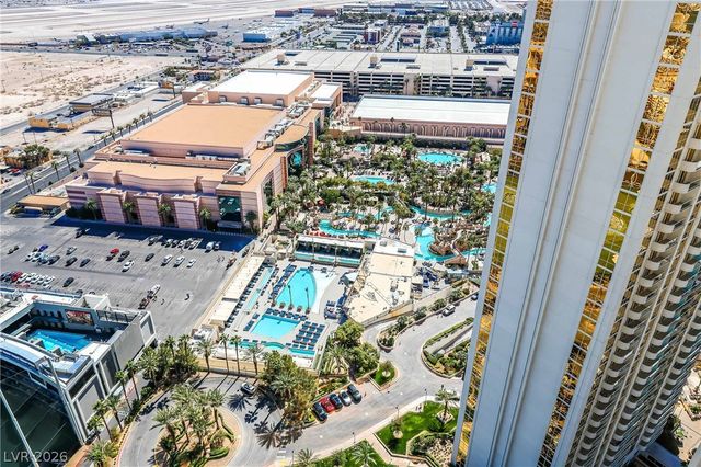 135 East Harmon Avenue 3520, Las Vegas, NV 89109