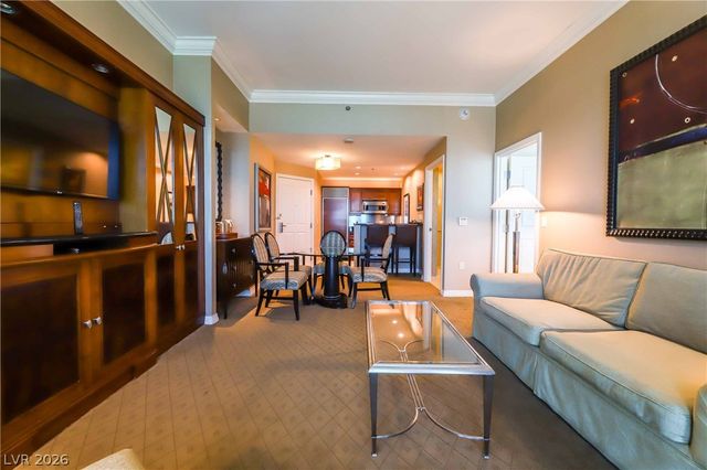 135 East Harmon Avenue 3520, Las Vegas, NV 89109