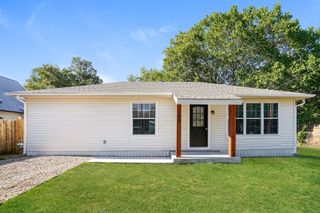 102 Barton Street, Crandall, TX 75114