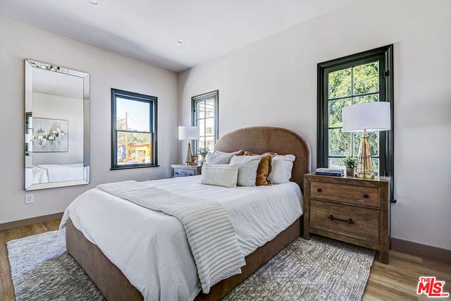 1803 S Sycamore Avenue, Los Angeles, CA 90019