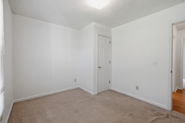 197 Sanders Dr, La Vergne, TN 37086