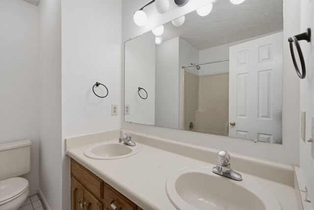 197 Sanders Dr, La Vergne, TN 37086