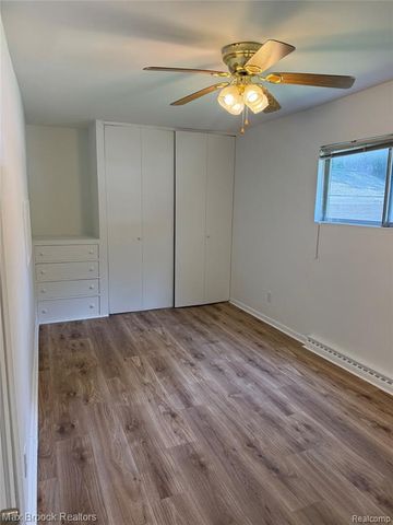 21613 Wallace Drive, Southfield, MI 48075