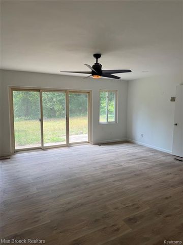 21613 Wallace Drive, Southfield, MI 48075