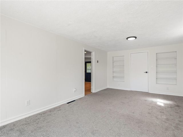 2303 Owendale Drive, West Carrollton, OH 45439