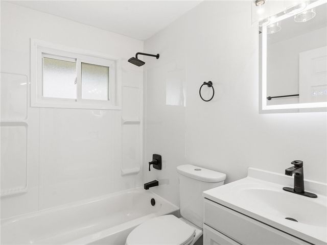 2303 Owendale Drive, West Carrollton, OH 45439