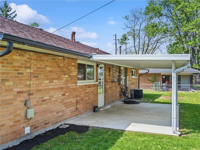2303 Owendale Drive, West Carrollton, OH 45439