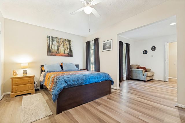 16131 White Star Drive, Houston, TX 77062