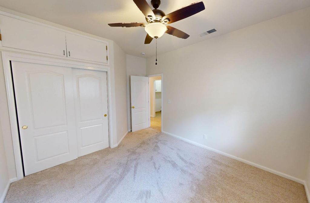 Image 35 of property listing at 9821 N Sierra Vista Avenue, Fresno, CA 93720