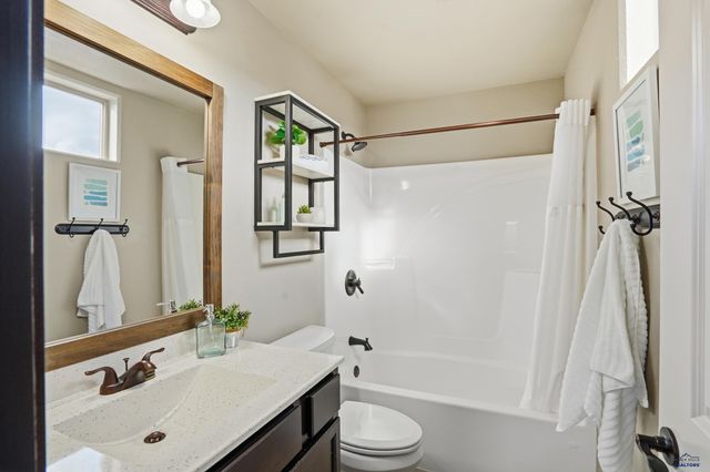 1203 KODIAK DRIVE, Box Elder, SD 57719