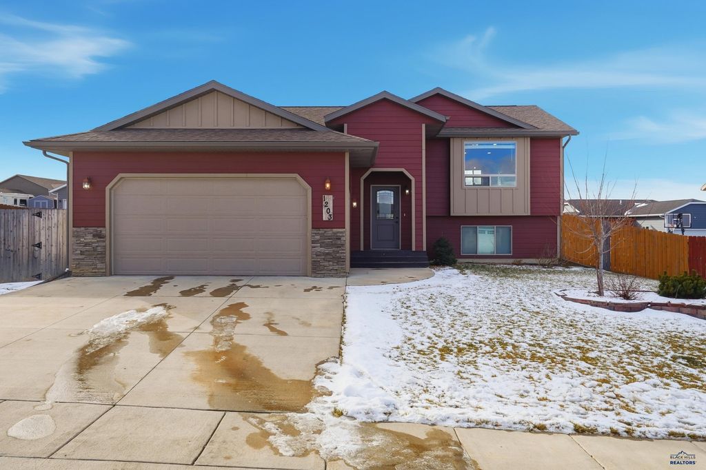 1203 KODIAK DRIVE, Box Elder, SD 57719