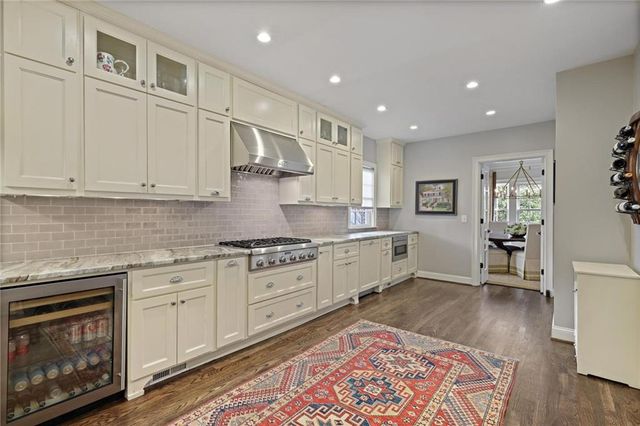 12 Camden NE Road, Atlanta, GA 30309