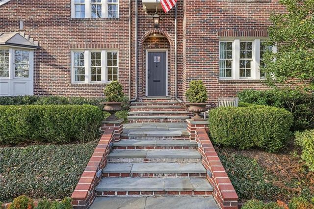 12 Camden NE Road, Atlanta, GA 30309