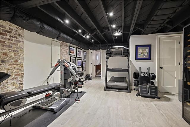 12 Camden NE Road, Atlanta, GA 30309