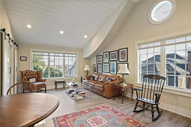 12 Camden NE Road, Atlanta, GA 30309