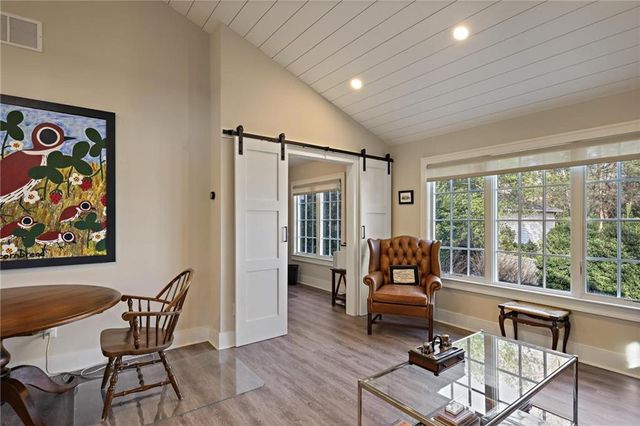 12 Camden NE Road, Atlanta, GA 30309