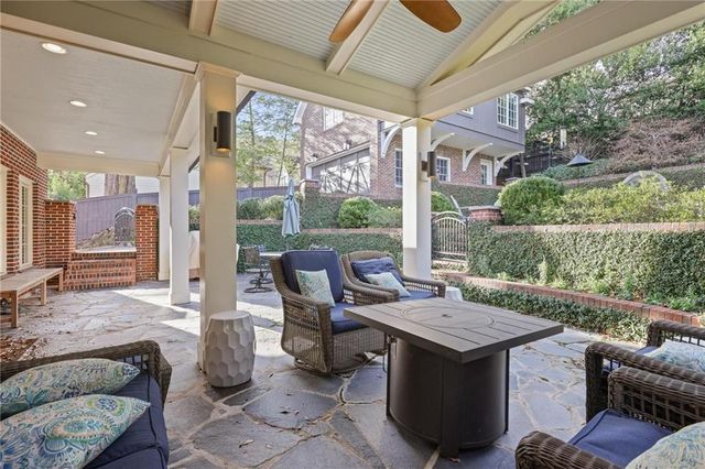 12 Camden NE Road, Atlanta, GA 30309