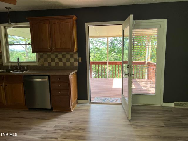 737 Foothills Road, Kingsport, TN 37663