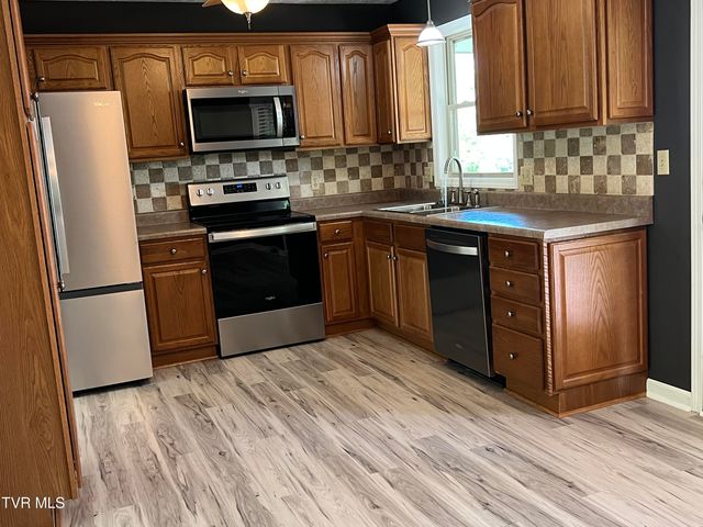 737 Foothills Road, Kingsport, TN 37663