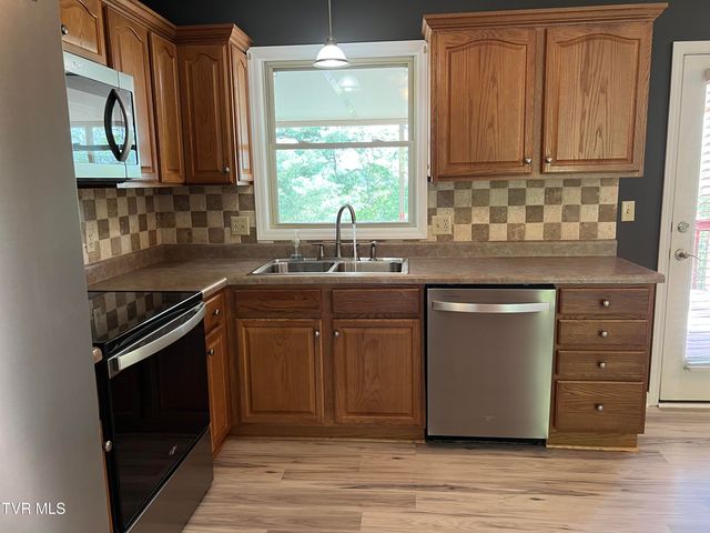 737 Foothills Road, Kingsport, TN 37663