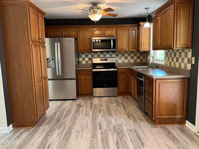 737 Foothills Road, Kingsport, TN 37663