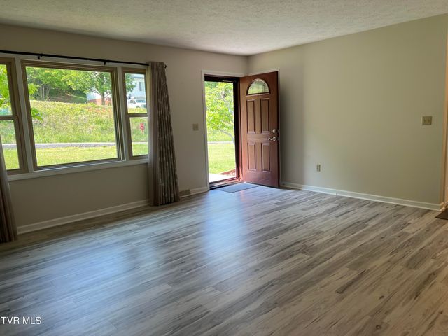 737 Foothills Road, Kingsport, TN 37663