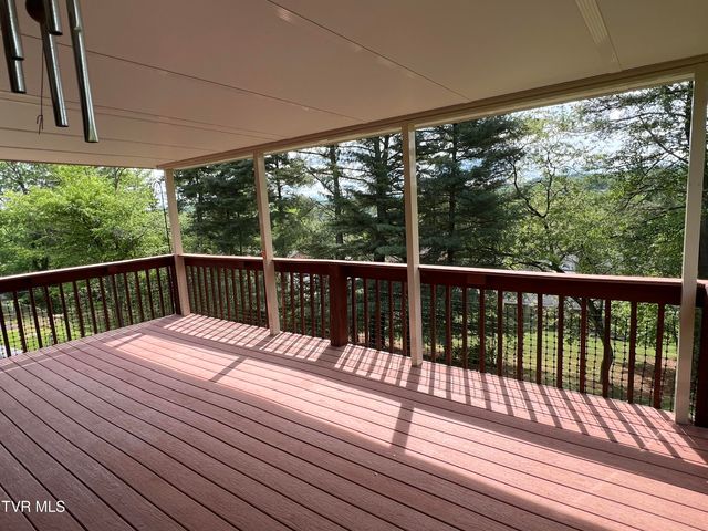 737 Foothills Road, Kingsport, TN 37663