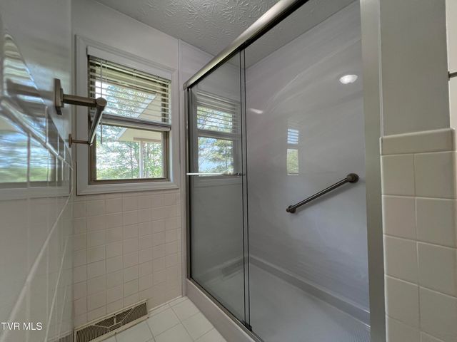 737 Foothills Road, Kingsport, TN 37663