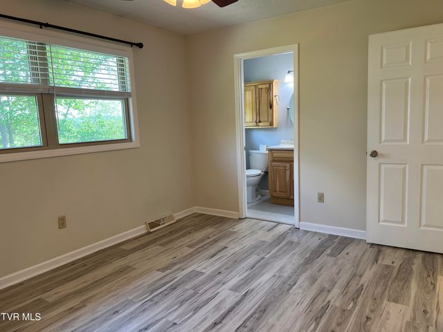 737 Foothills Road, Kingsport, TN 37663