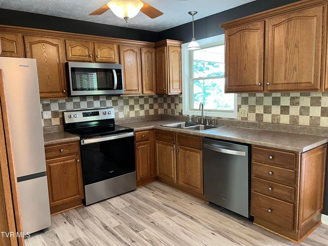 737 Foothills Road, Kingsport, TN 37663