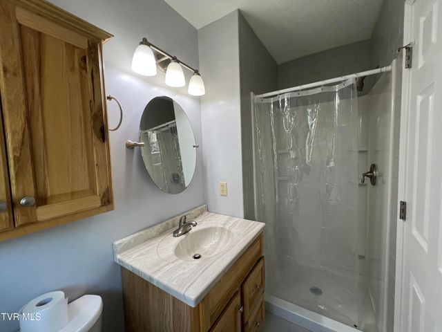 737 Foothills Road, Kingsport, TN 37663